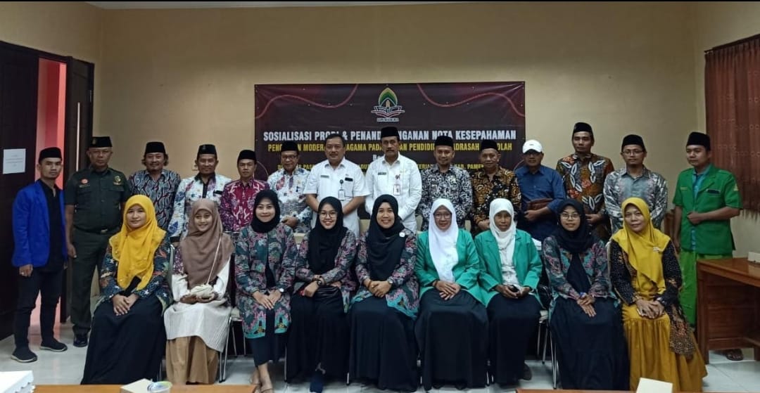 Pascasarjana IAIN Madura Teken MOU Penguatan Moderasi Beragama di Kabupaten Pamekasan