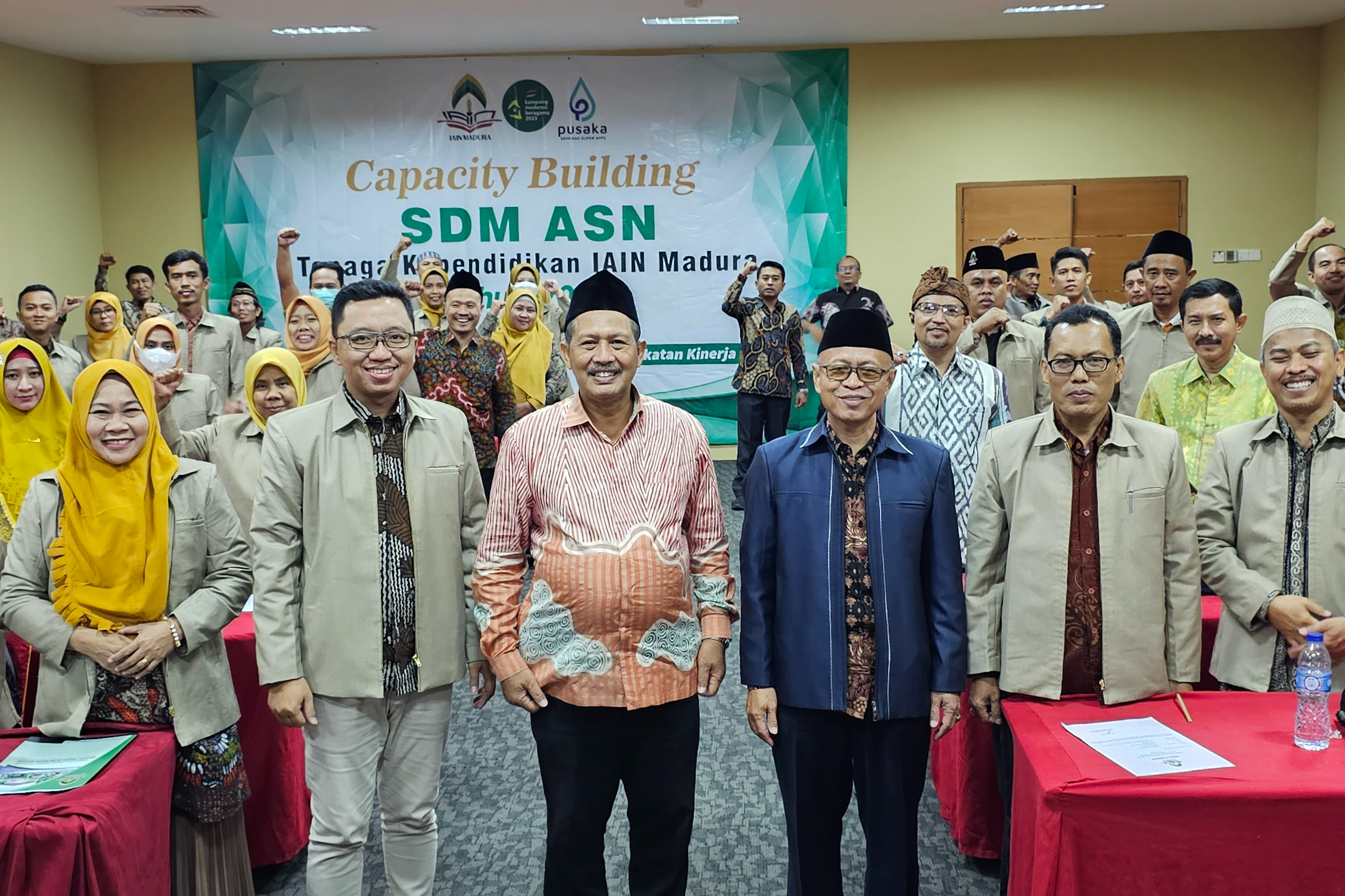 Capacity Building Tenaga Kependidikan Terus Dilakukan Menuju UIN Madura