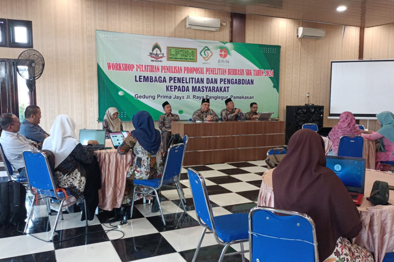 Kemitraan BRIN dengan IAIN Madura: LP2M IAIN Madura Lakukan Workshop Penyusunan Proposal Penelitian