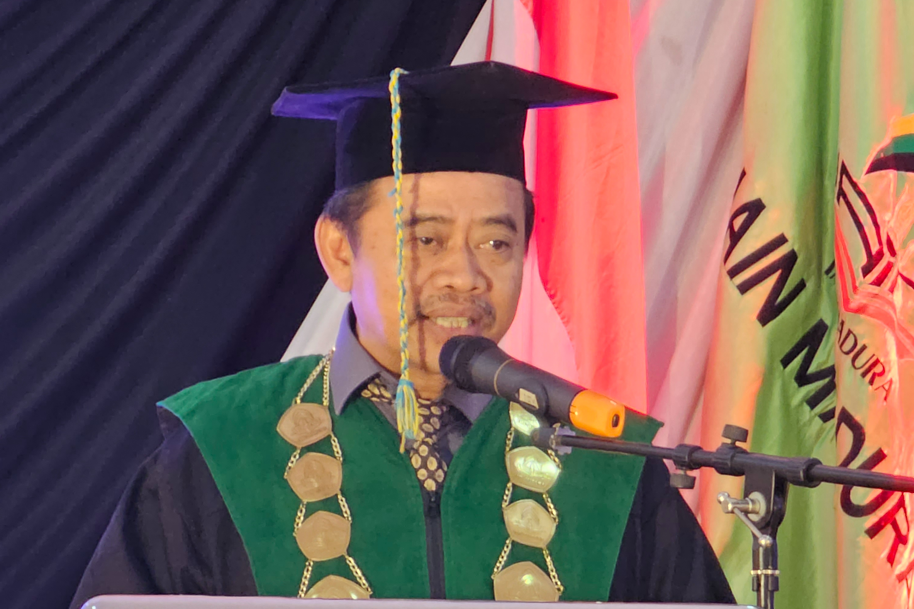 IAIN Madura Gelar Pengukuhan Empat Guru Besar, Rektor: Guru Besar Dituntut Melakukan Reaktualisasi Kebijakan Nasional di Madura