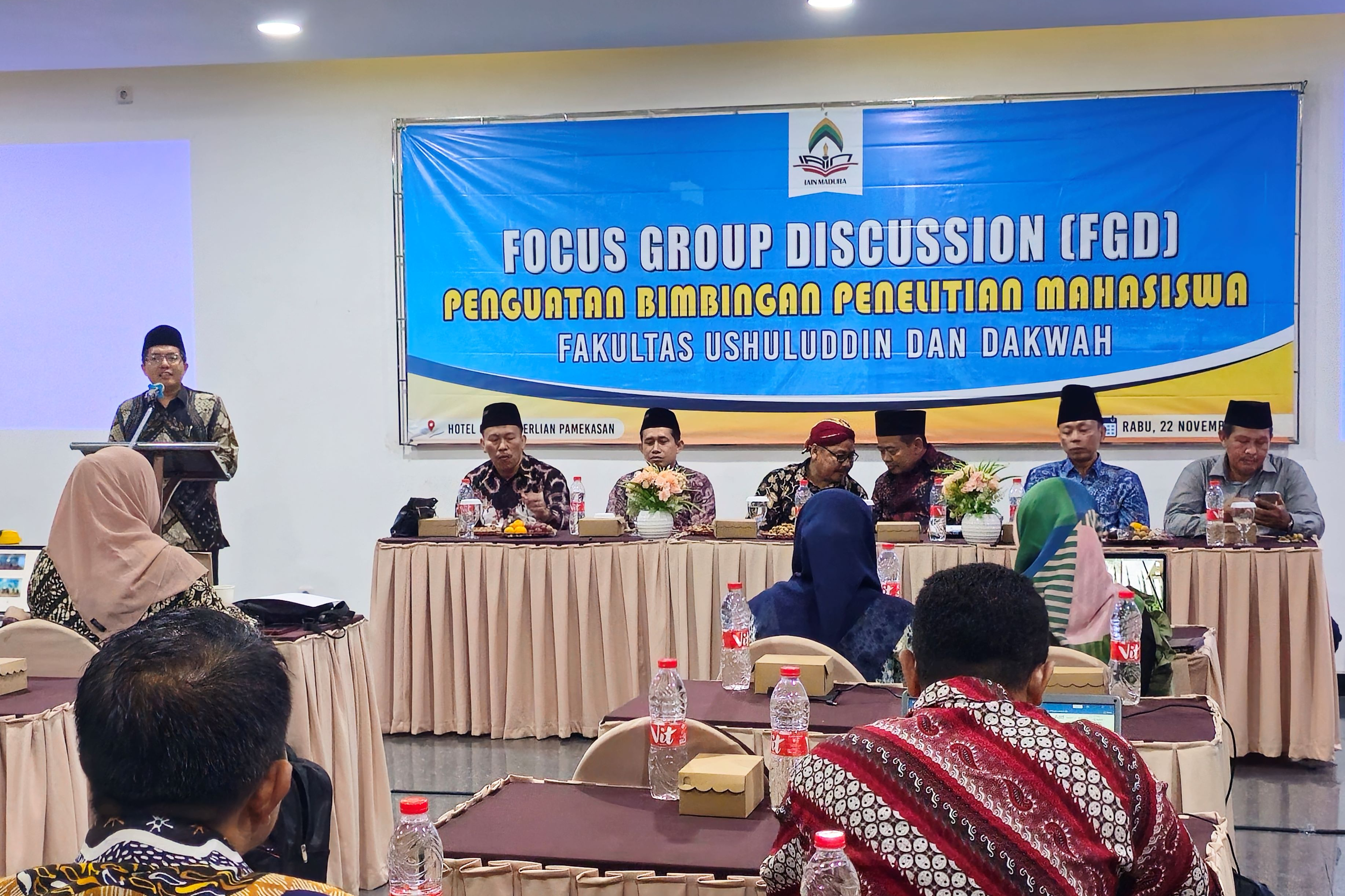 Hadirkan Prof. Aksin, FAUD IAIN Madura Gelar FGD Penguatan Bimbingan Penelitian Mahasiswa