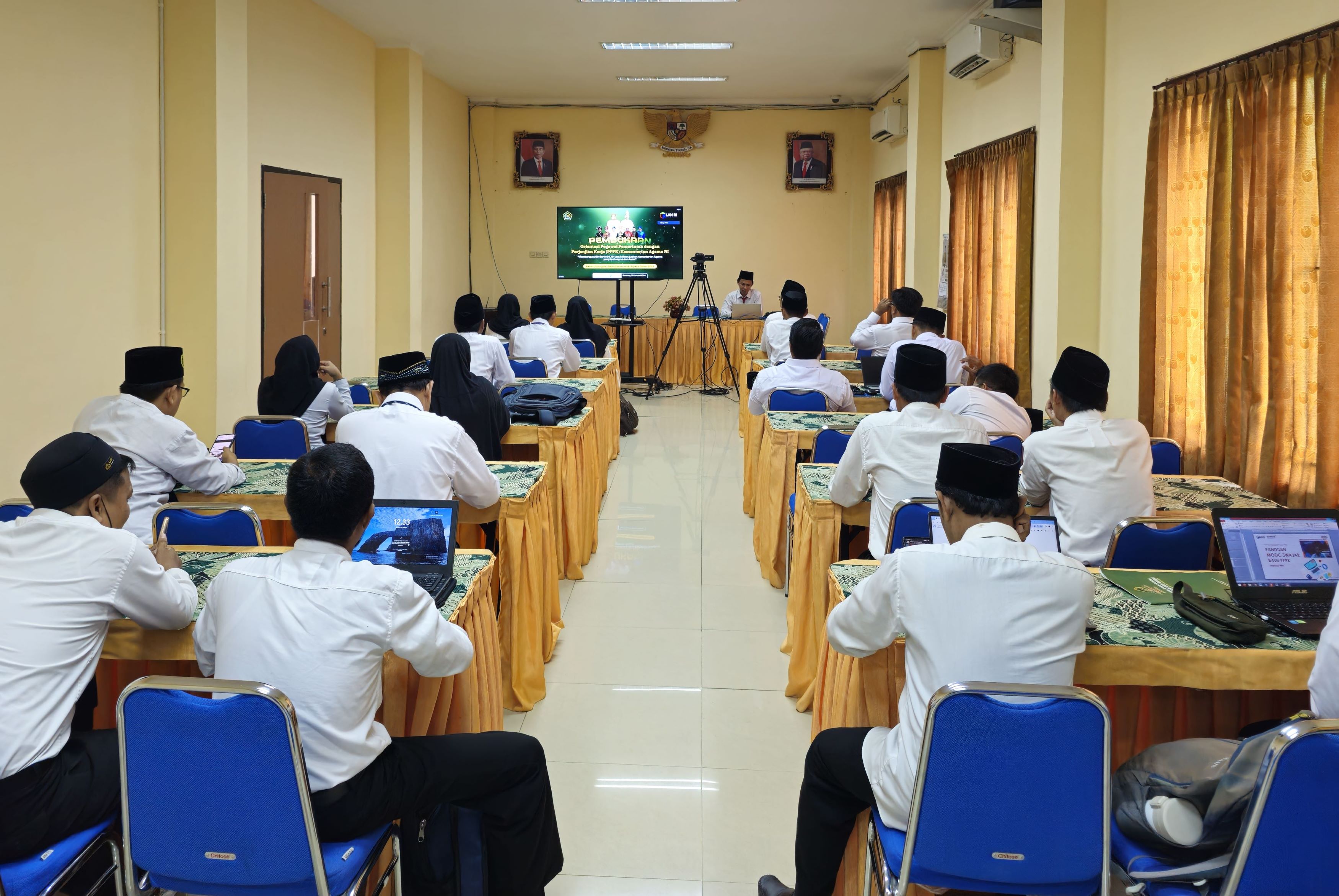Rektor IAIN Madura Ucapkan Selamat atas Prestasi 15 Alumni dalam Seleksi CPNS dan PPPK Tahun 2025