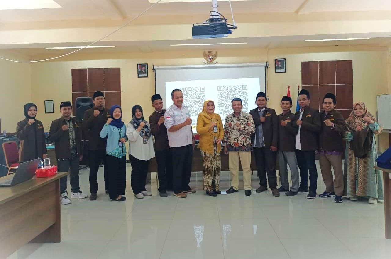 Mahasiswa Program Beasiswa Madin Magister PAI Lakukan Studi Wawasan di Balai Bahasa Jawa Timur