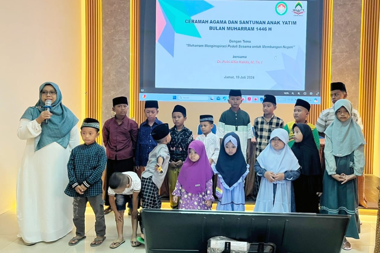 DWP IAIN Madura Gelar Ceramah Agama dan Santunan Anak Yatim di Bulan Muharram 1446 H