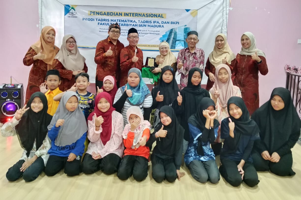 PENGABDIAN INTERNASIONAL: FAKULTAS TARBIYAH DORONG PENINGKATAN MOTIVASI BELAJAR MIPA ANAK MIGRAN DI MALAYSIA